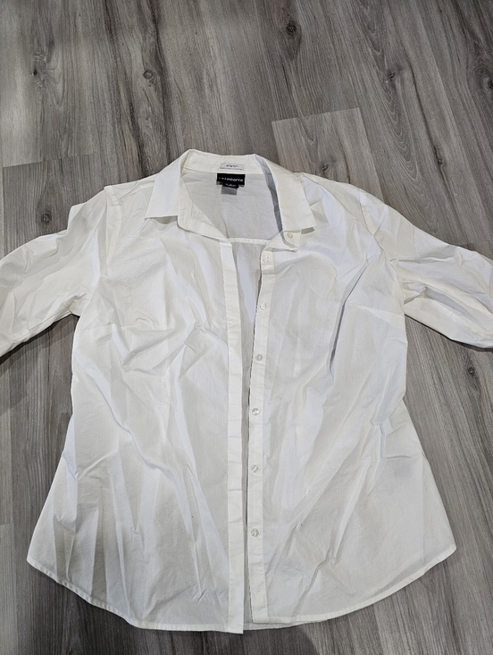 Liz Claiborne Tops - Liz Claiborne White Women's Button Down Top